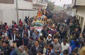 आगरा में शहीद के अंतिम दर्शनों को उमड़ा जनसैलाब