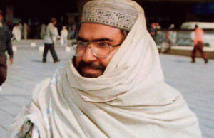 पाक पीएम का पकड़ा गया झूठ, हमले से पहले पेशावर में अजहर ने की थी रैली