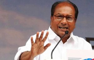 कांग्रेस नेता एके एंटनी के बिगड़े बोल, मोदी को बताया कौरवों का नेता कहा राहुल करेंगे नाश