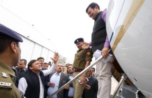 अखिलेश यादव को इलाहाबाद जाने से रोकने से भाजपा विरोधियों को मिला मौका