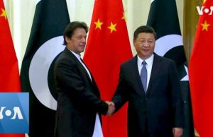 कर्ज में डूबा पाकिस्तान, बढ़े आलू और टमाटर के दाम