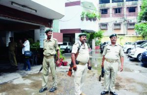 मध्य प्रदेश : नाथ के करीबियों पर आयकर विभाग का शिकंजा,लगातार तीसरे दिन रेड जारी