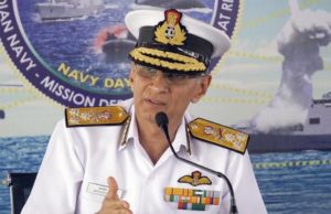 नौसेना प्रमुख बनने से पहले, करमबीर सिंह को कोर्ट में चुनौती