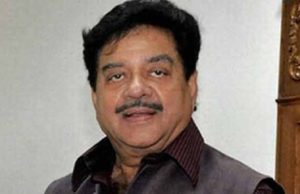 जिन्ना का गुणगान, कर रहे कांग्रेस नेता शत्रुघ्न सिन्हा