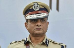 शारदा चिट फंड घोटाले के अधिकारी राजीव कुमार की गिरफ्तारी पर रोक हटी