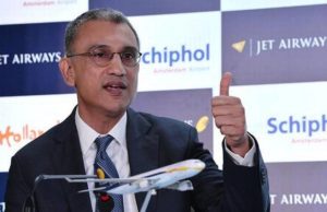 जेट एयरवेज के डिप्टी सीईओ और सीएफओ के बाद विनय दुबे सीईओ ने भी इस्तीफा दिया