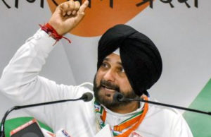 मोदी उस दुल्हन की तरह, जो काम कम और चूड़ियां ज्यादा खनकाती है: नवजोत सिद्धू