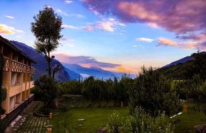 उत्तराखंड के सोलंग में खूबसूरत हिल स्टेशन पर समर वेकेशन का इंजॉय