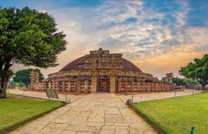 मानसून में ये खूबसूरत डेस्टिनेशन कर रहा है आपका इन्तजार