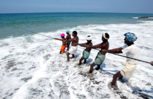 इटली के मछुआरों ने समुद्र को साफ करने के लिए शुरू की खास पहल