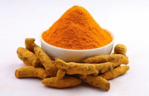 कैंसर सेल्स को बढ़ने से रोकती है हल्दी, जानिए कैसे