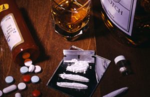 नशीली दवाइयां और शराब भी हो सकते है ब्रेन ट्यूमर के ज़िम्मेदार