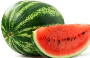 सेहत के लिए बहुत फायदेमंद है तरबूज, जानिए कैसे