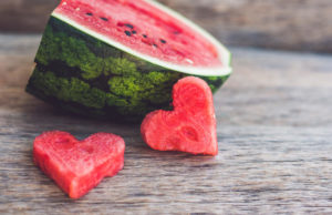 बेदाग और खूबसूरत चेहरे के लिए अपनाये तरबूज का जूस