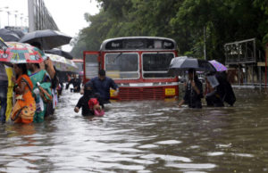 बारिश से मुंबई के कई इलाकों में जलभराव, बिहार- असम में बाढ़ के कारण लोग हुए घरों से बेघर