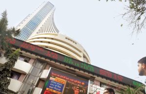सेंसेक्स में 200 अंक की गिरावट के साथ, इंडियाबुल्स हाउसिंग फाइनेंस का 12% लुढ़का शेयर