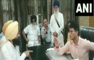 MLA ने किया अभद्र भाषा का प्रयोग कहा – बाप का ऑफिस है क्या’