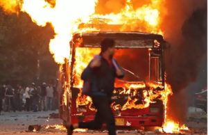 नागरिकता कानून:दिल्ली में हिंसमामले के दौरान 3 बस जलाई गई पब्लिक प्रॉपर्टी का नुकसान