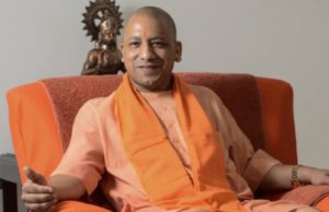 कोरोना का खौफ : योगी का मंत्रियों को निर्देश, खुद को आइसोलेशन में रखें