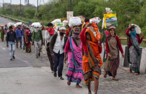 देश में फंसे प्रवासी मजदूरों, पर्यटकों और छात्रों को उनके घर जाने की मिली मंजूरी, फैसले से लोगों को राहत