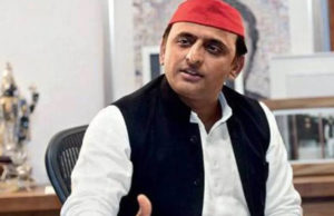 अखिलेश यादव का चाचा शिवपाल की और झुकाव