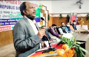 एनएसएस के बौद्धिक सत्र में प्रमुख उद्योगपति पूरन डाबर ने स्वयंसेवकों को दिया कामयाबी का मूलमन्त्र