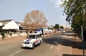 रात 9 से सुबह 6 बजे तक अहमदाबाद में कर्फ्यू की घोषणा