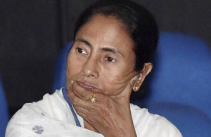 ममता के किले से खिसक रहे सियासी पत्थर