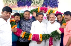 प्रदेश सरकार के मंत्री ने वैश्य एकता परिषद् के पदाधिकारियों को दिलायी शपथ