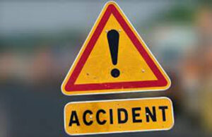 विंध्याचल देवी का दर्शन करने जा रहे कार डिवाइडर से टकराई, हादसे में 5 लोगों की मौत