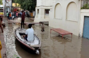 वाराणसी में गंगा का जलस्तर पहुंचा ऊपर, बढ़ी मात्रा में फसलों को नुकसान