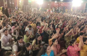 श्याम बाबा के भजनों परे खूब थिरके भक्त
