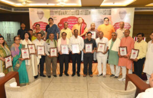 स्व.रोशनलाल सूतैल के जयंती समारोह में हुआ सेनानियों के परिजनों व शख्सियतों का सम्मान