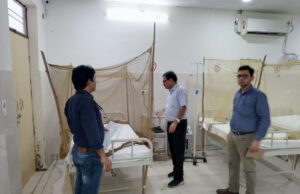 फतेहाबाद सीएमओ ने किया सीएचसी का निरीक्षण, व्यवस्थाओं को दुरुस्त करने के दिए निर्देश