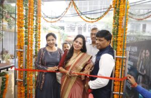 लेक्मे निखारेगा आगराइट्स की ब्यूटी, फिल्म अभिनेत्री बलजीत कौर ने किया शुभारम्भ