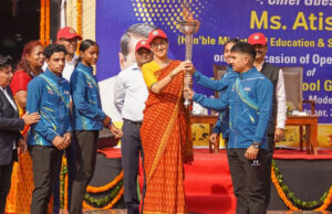 दिल्ली खेल मंत्री आतिशी ने 67वें राष्ट्रीय स्कूल खेलों का किया उद्घाटन