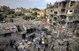 गाजा के दक्षिणी शहर में इजराइल के हमलों में 18 बच्चों सहित कुल 22 लोगों की मौत