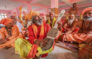 अमरनाथ यात्रा 2024 के लिए देशभर से साधु-संतों का जम्मू में हुआ आगमन