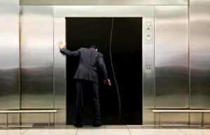 केरल के एक अस्पताल की लिफ्ट में दो दिन तक फंसा रहा व्यक्ति