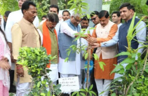 एक पेड़ माँ के नाम अभियान में शामिल हुए केंद्रीय पर्यावरण मंत्री भूपेंद्र यादव, 51 लाख पौधे लगाए जायेंगे