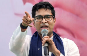 पश्चिम बंगाल में हो सकता है तख्तापलट, भतीजे ने दिया चैलेंज