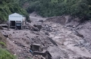 हिमाचल प्रदेश में बादल फटने से 4 लोगों की मौत, 50 से अधिक लापता, बचाव कार्य जारी