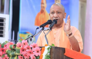 अखिलेश के गढ़ में सीएम योगी ने भरी हुंकार, कहा- हमने अलग मॉडल तैयार किया है अब यूपी में बेटियां सुरक्षित हैं