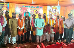 महिलाओं के भजन सुन भाव विभोर हुये अतिथि