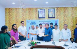 उप्र सरकार ने निष्पक्ष एवं पारदर्शिता से भर्ती प्रक्रिया की संपन्न : एसपी सिंह