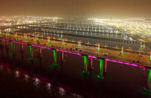 मौनी अमावस्या स्नान से पहले प्रकाश व्यवस्था से जगमग हुई कुम्भ नगरी प्रयागराज