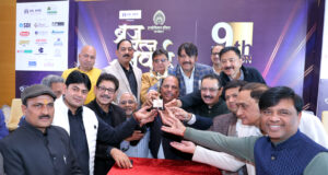 प्रख्यात गीतकार संतोष आनंद और आईपीएस नवनीत सिकेरा सहित ब्रज की 12 विभूतियों को मिलेगा ‘ब्रज रत्न अवार्ड’